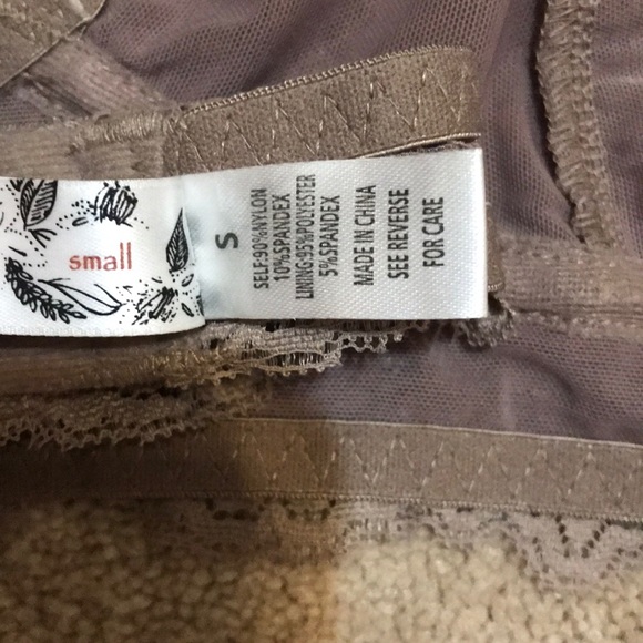 Halter top bralette - Picture 3 of 3